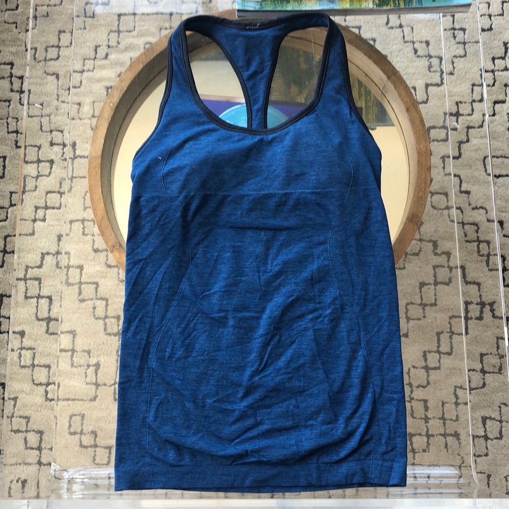 Lululemon workout tank